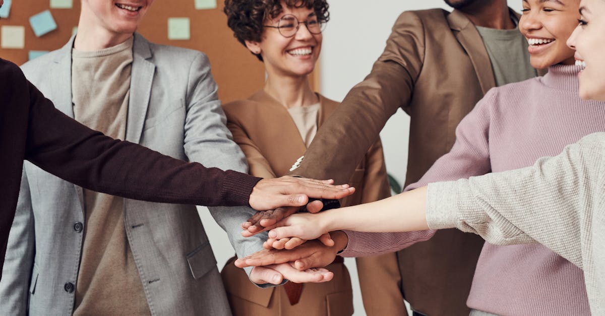 découvrez l'importance de la diversité dans notre société moderne. explorez comment la diversité culturelle, ethnique et sociale enrichit notre vie quotidienne et favorise l'inclusion. apprenez à célébrer les différences pour construire des communautés plus fortes et unies.