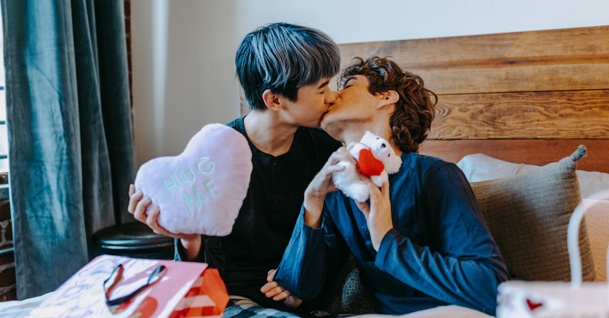 découvrez notre sélection de sex toys pour hommes, spécialement conçus pour explorer le plaisir homosexuel. que vous soyez novice ou expérimenté, trouvez l'accessoire parfait pour éveiller vos sens et pimenter vos moments intimes.