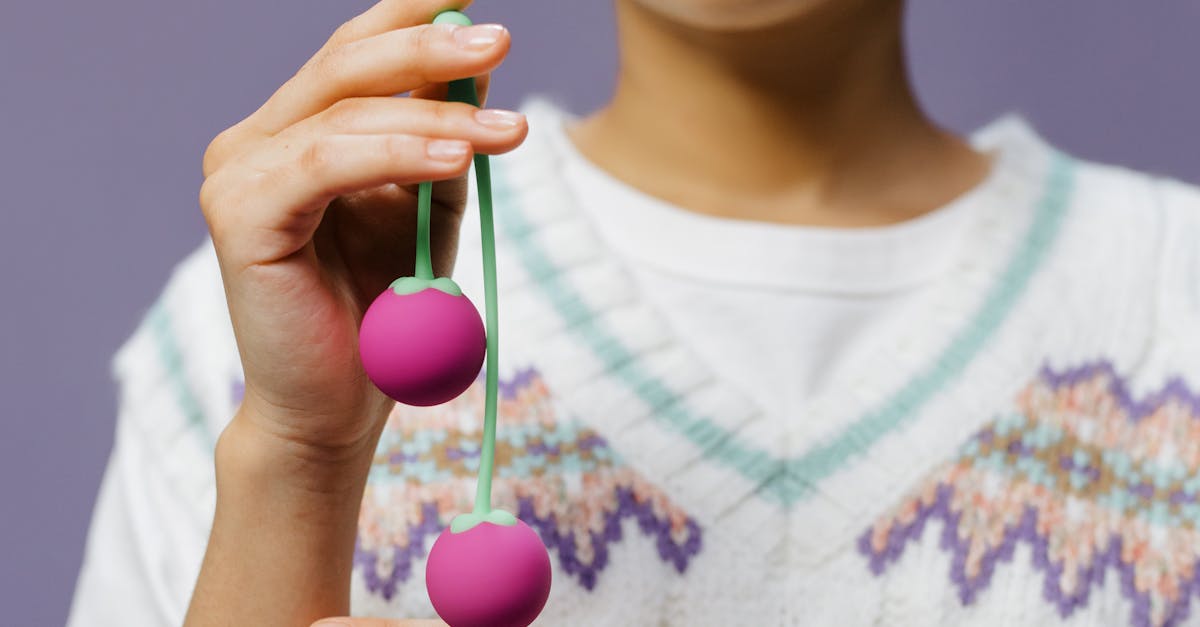 découvrez les exercices de kegel, une méthode efficace pour renforcer le plancher pelvien. améliorez votre santé intime, augmentez votre confort au quotidien et vivez une expérience de bien-être inégalée. apprenez les bonnes techniques et intégrez-les facilement dans votre routine.