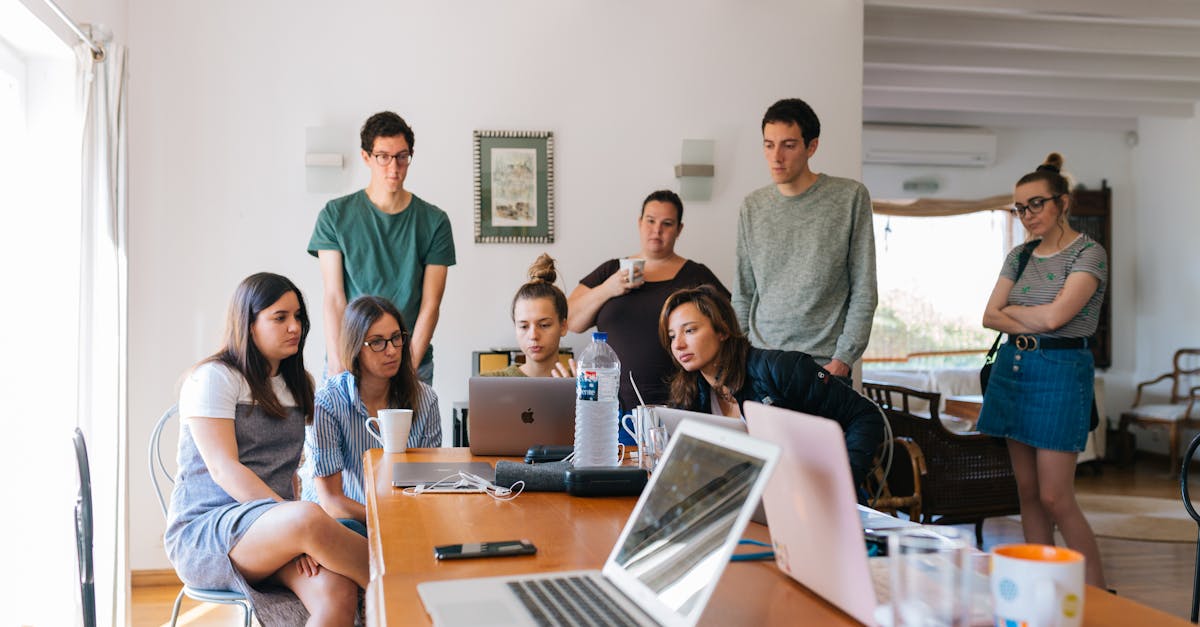 découvrez l'art de la communication : conseils, stratégies et techniques pour mieux transmettre vos messages, développer vos relations et réussir dans tous les domaines de la vie professionnelle et personnelle.
