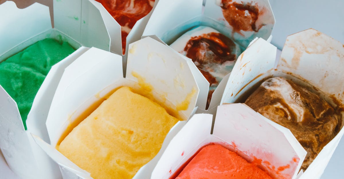 découvrez une gamme variée d'arômes pour huiles comestibles, idéals pour rehausser le goût de vos plats et apporter une touche gourmande à vos recettes culinaires.