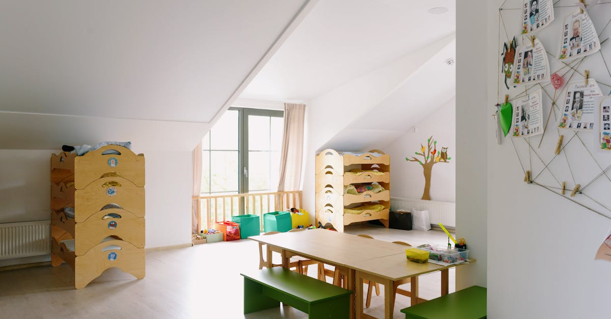 découvrez des solutions pratiques et discrètes pour le rangement de vos jouets intimes. gardez vos accessoires à l'abri des regards et toujours à portée de main grâce à nos conseils de stockage sécurisés et élégants.