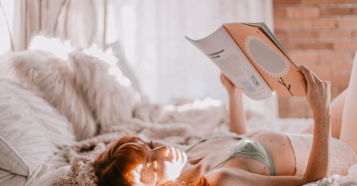découvrez notre collection de lingerie élégante et confortable pour sublimer votre silhouette en toutes occasions. choisissez parmi une large gamme de soutiens-gorge, culottes et ensembles raffinés adaptés à tous les styles et toutes les morphologies.