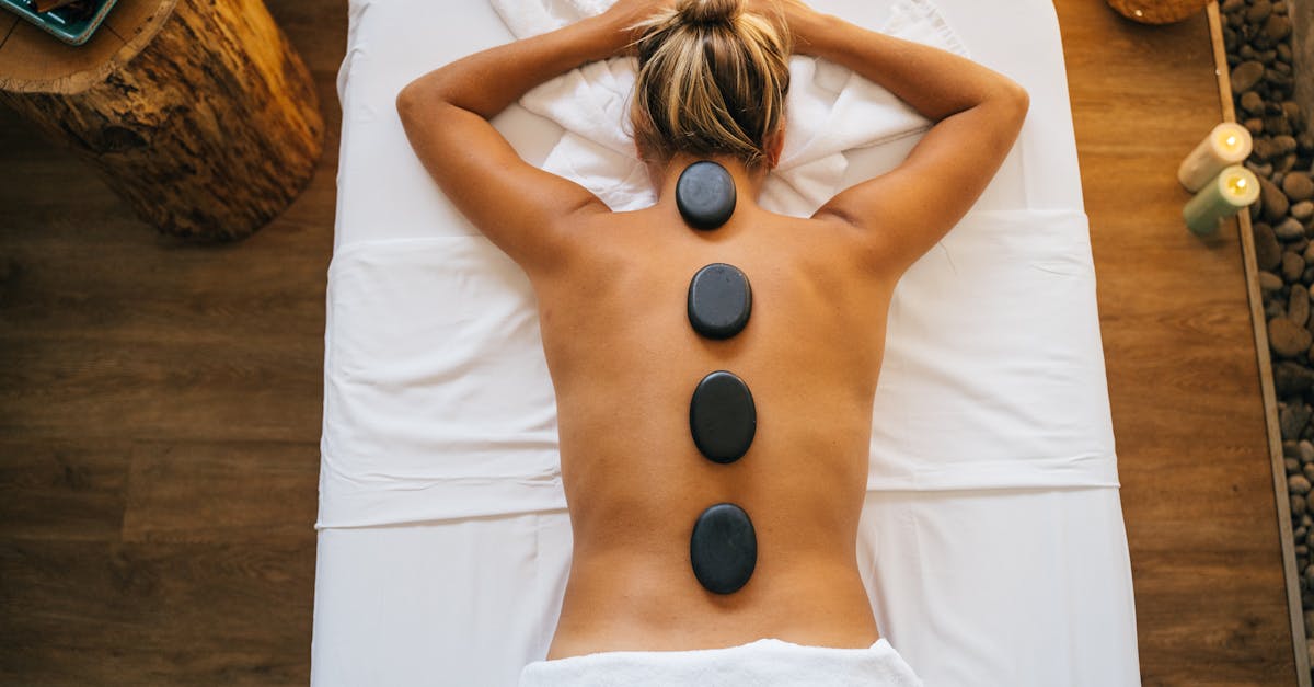 découvrez nos bougies de massage véganes : une expérience sensorielle unique, 100% naturelle et respectueuse de la peau. offrez-vous un moment de détente tout en prenant soin de l’environnement.