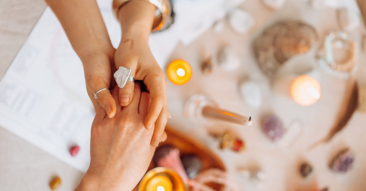 découvrez tout ce qu'il faut savoir sur les vibrateurs : usages, conseils d'achat et bienfaits pour une vie intime épanouie et ludique. trouvez le modèle idéal qui répond à vos envies !
